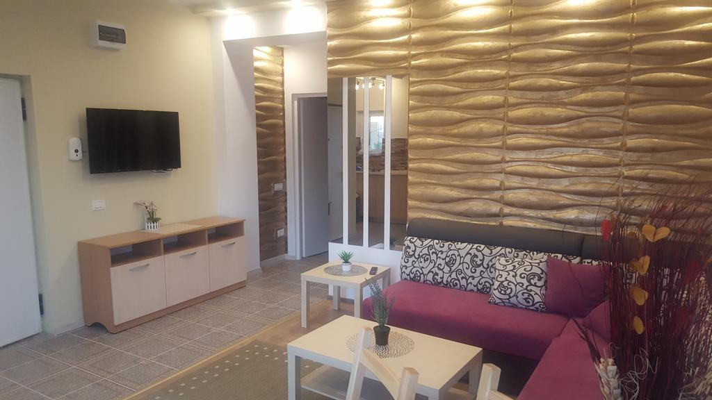 Nobless Apartments Năvodari Екстериор снимка