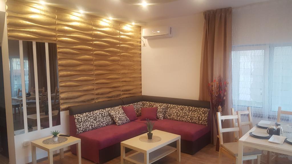 Nobless Apartments Năvodari Екстериор снимка