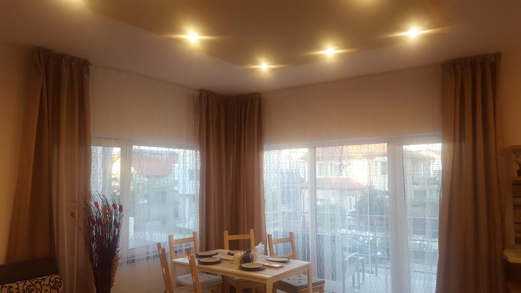 Nobless Apartments Năvodari Екстериор снимка